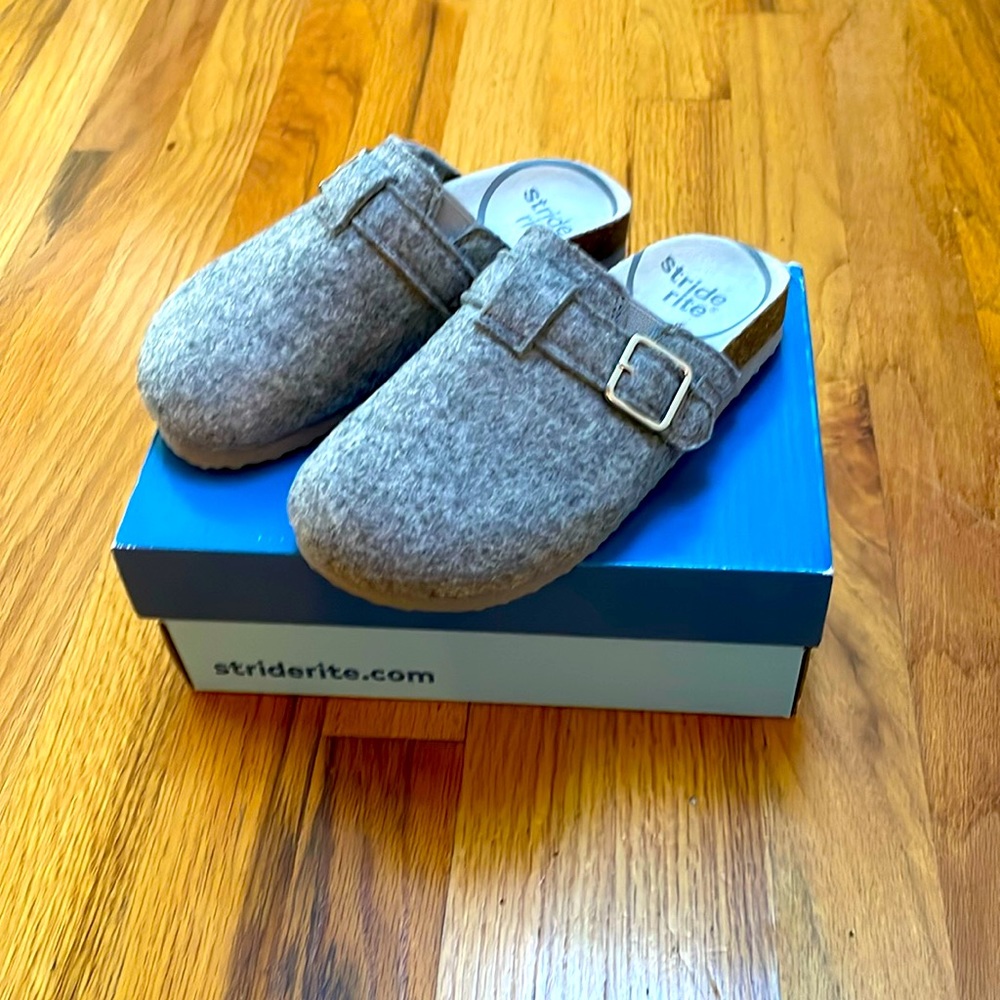 Girls Slides Size 1 Stride Rite Clogs